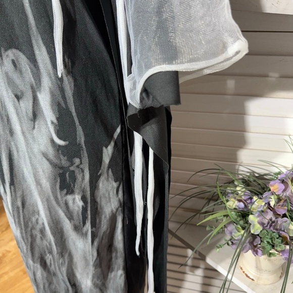 Spirit Ghoul Soul Eater Costume Black Grey White Size S - Picture 16 of 16